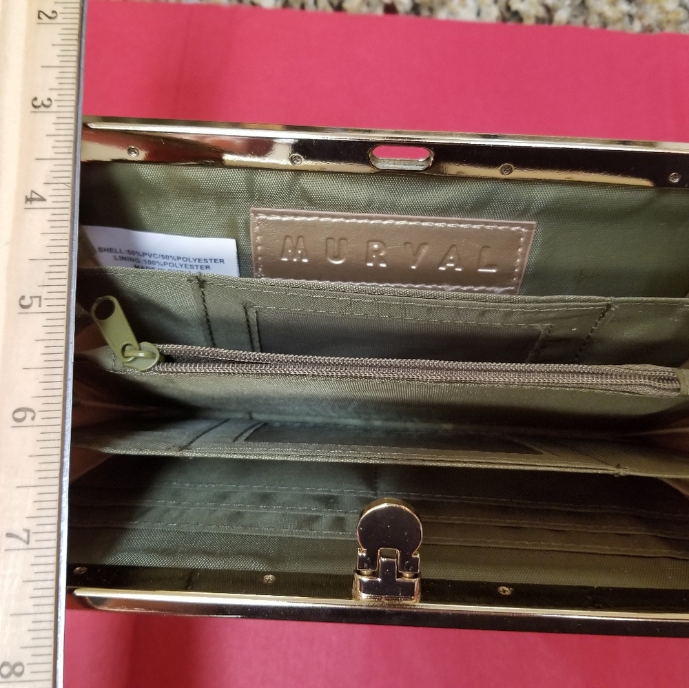 Beautiful Green Wallet - Murval - Picture 2 of 4